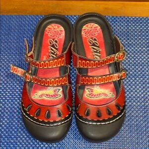 Elite by Corkys Floral Watermelon sz. 9, NWOT, unworn!